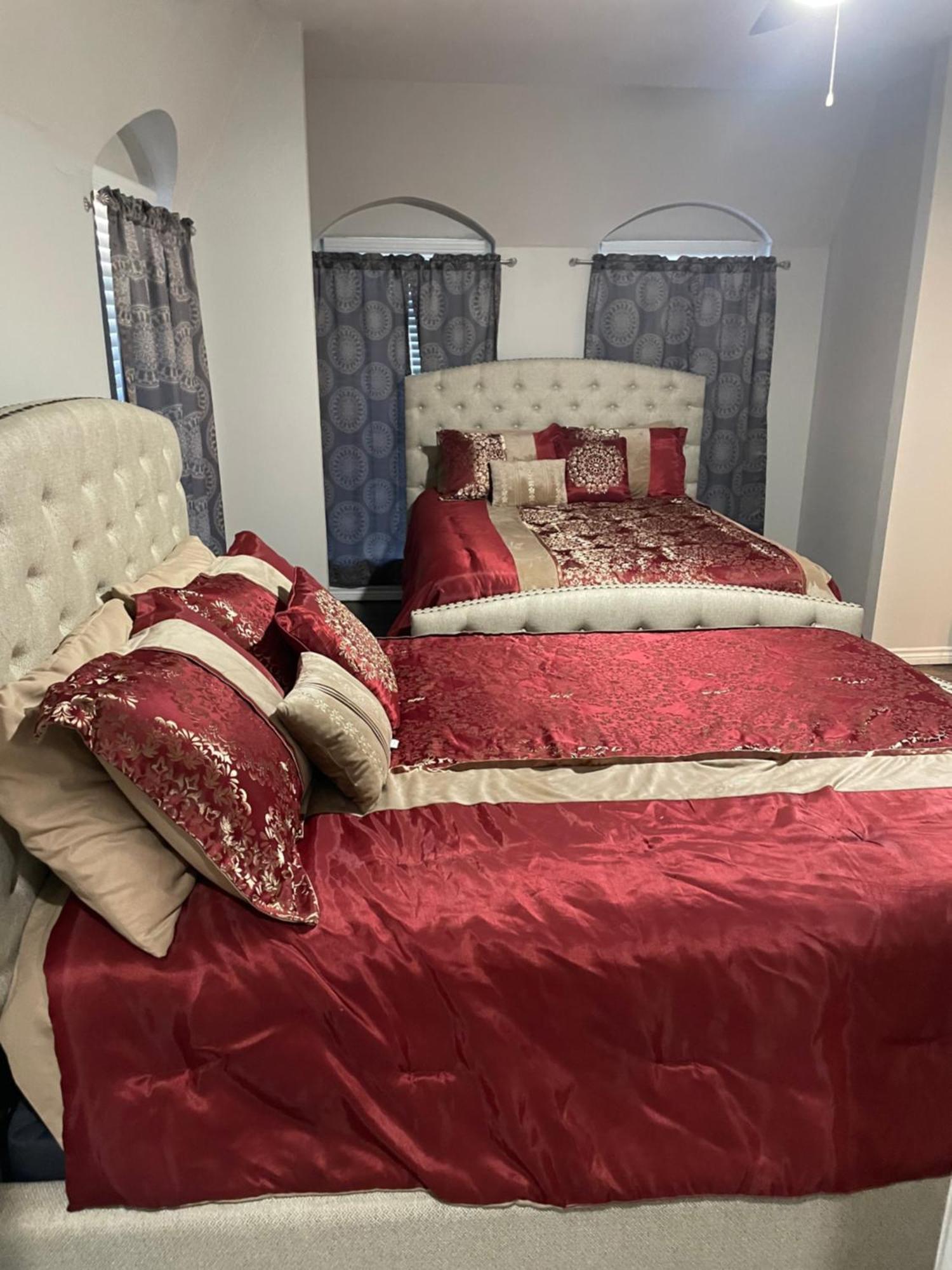 Huge One Bedroom With 2 Queen Size Beds ฮูสตัน ภายนอก รูปภาพ